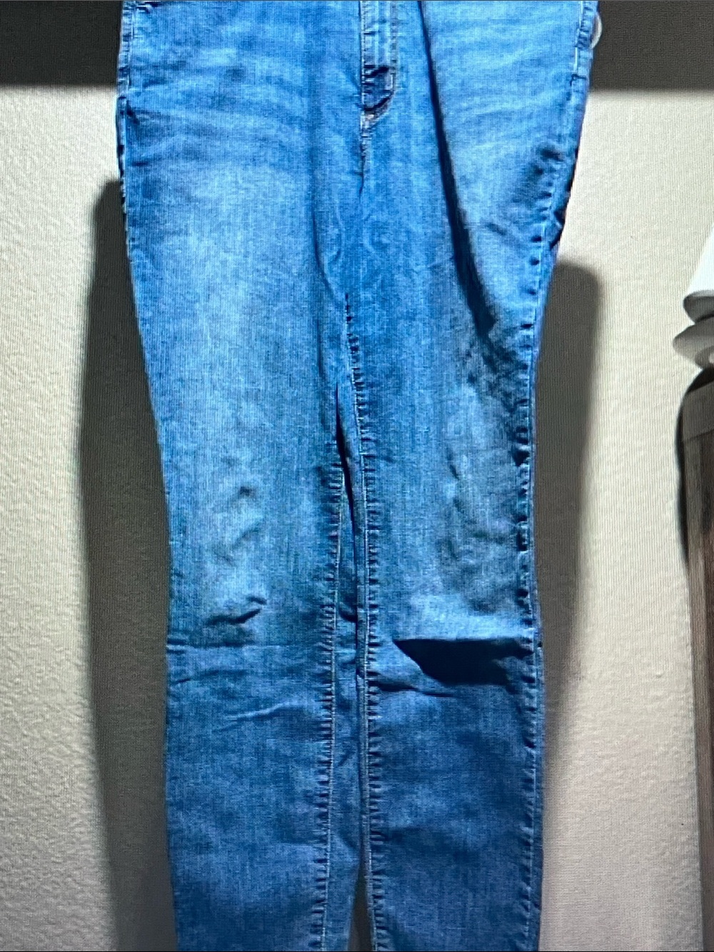 Universal Thread Skinny Jeans in Blue Wash